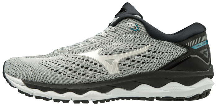 Mizuno Wave Sky 3